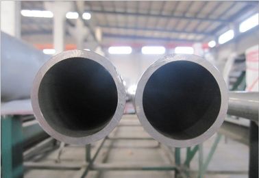 Chine Grand diamètre tube sans couture d'acier inoxydable de 5 pouces en pétrole et produit chimique fournisseur