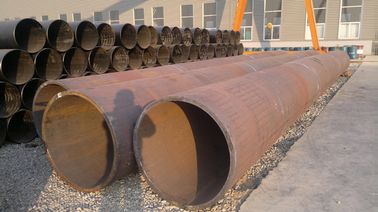 Chine Noircissez LSAW peint/tuyau d'acier soudé par ERW, tuyau d'acier au carbone sans couture pour la construction fournisseur