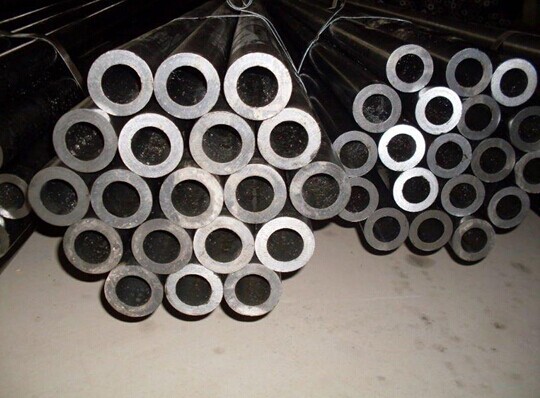 forme ronde de tubes d'échangeur de chaleur 10CrMo910/13CrMo44 pour le tuyau de chaudière