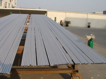 Chine Échangeur de chaleur de tube en U d'acier inoxydable d'ASTM A269 taille de 12mm - de 38mm OD fournisseur