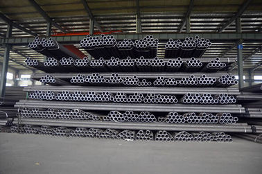 Chine Tuyau d'acier au carbone de noir d'ASTM, tuyau sans couture d'acier au carbone pour la construction fournisseur