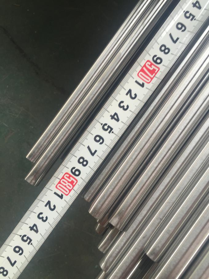 316Ti surface solide A de barre ronde de la barre d'acier 12 X 18H10T et tolérance H8